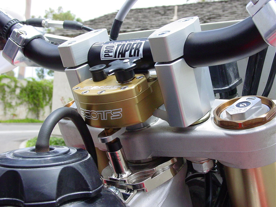 SUB Mount / Complete Stabilizer Kit / when using Stock Triple Clamp